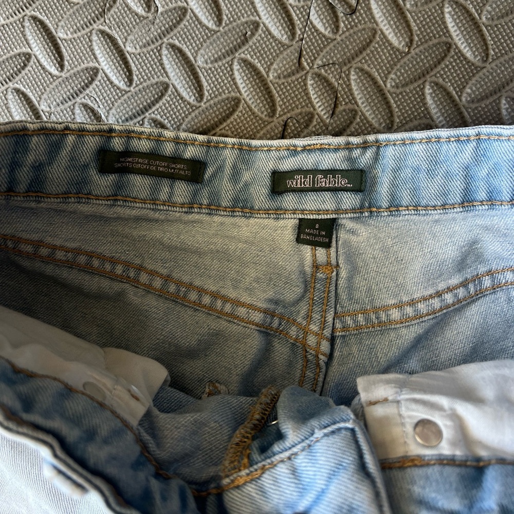 90’s Jean Shorts Wild Fable Size 8 - Picture 2 of 3